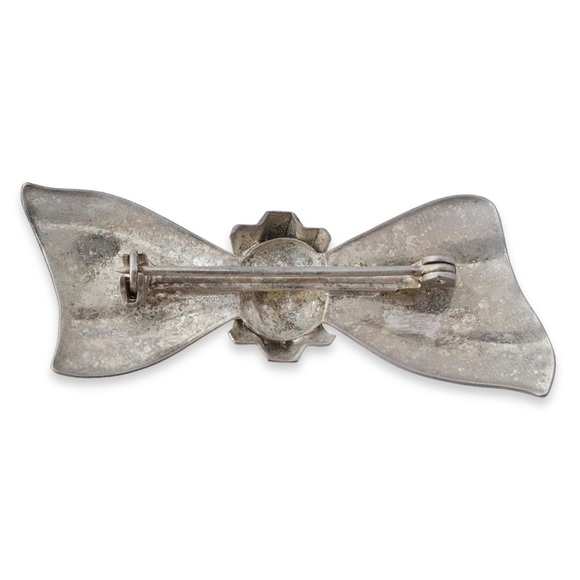 Vintage Bow Brooch Silver Tone Bow Tie Ribbon Pin - Picture 2 of 4